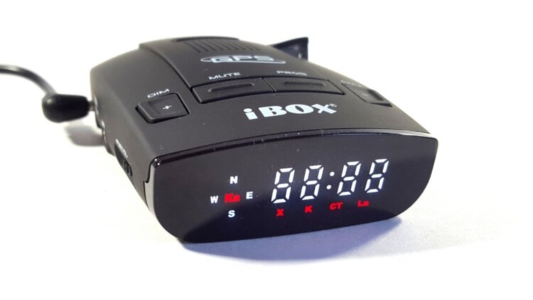 Радар детектор (антирадар) с GPS информером, IBOX Pro 700 GPS l Фото 1 Радар детектор (антирадар) с GPS информером, IBOX Pro 700 GPS б/у